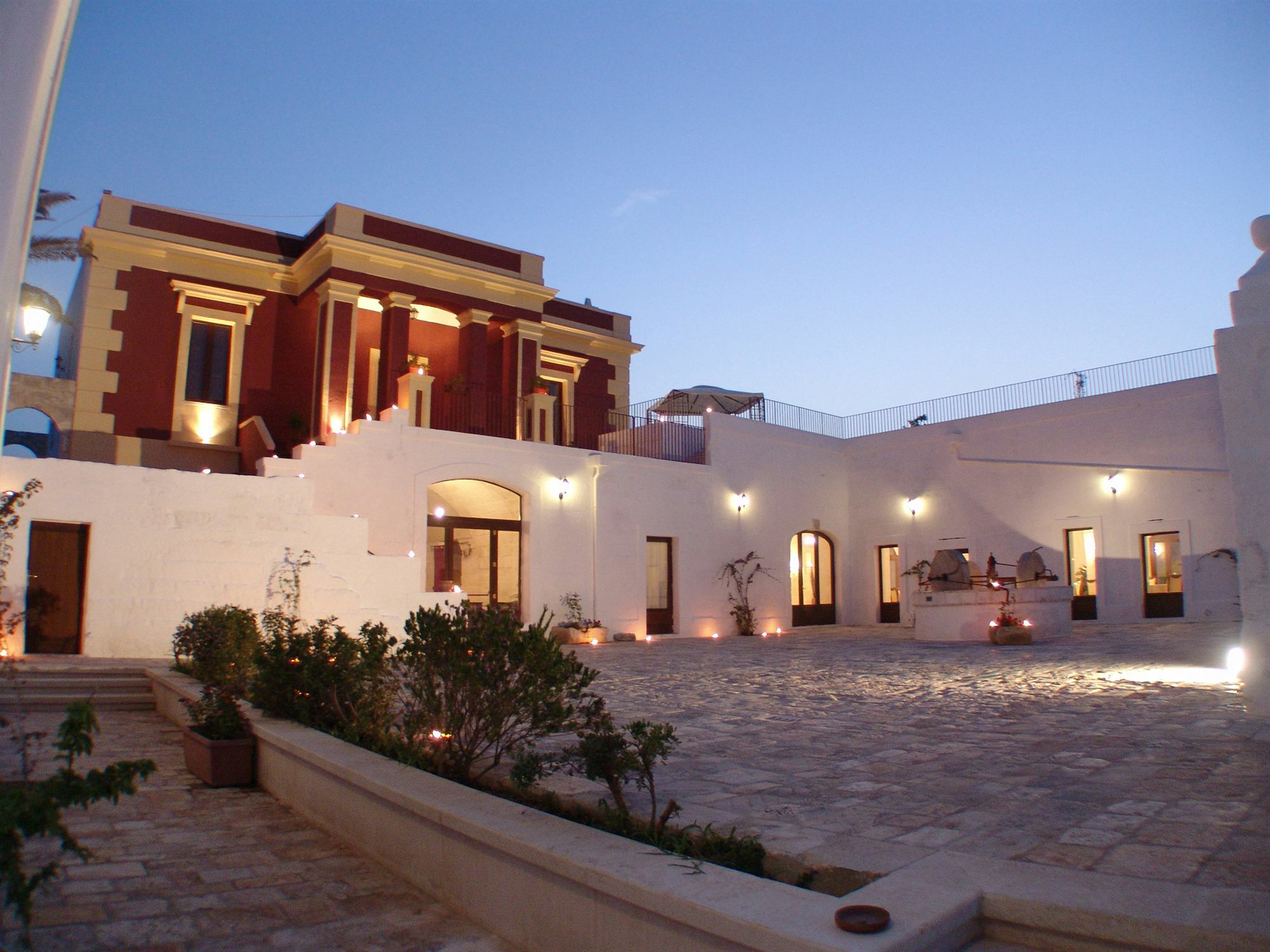 Hotel Masseria Fortificata Donnaloia Monopoli Exterior photo